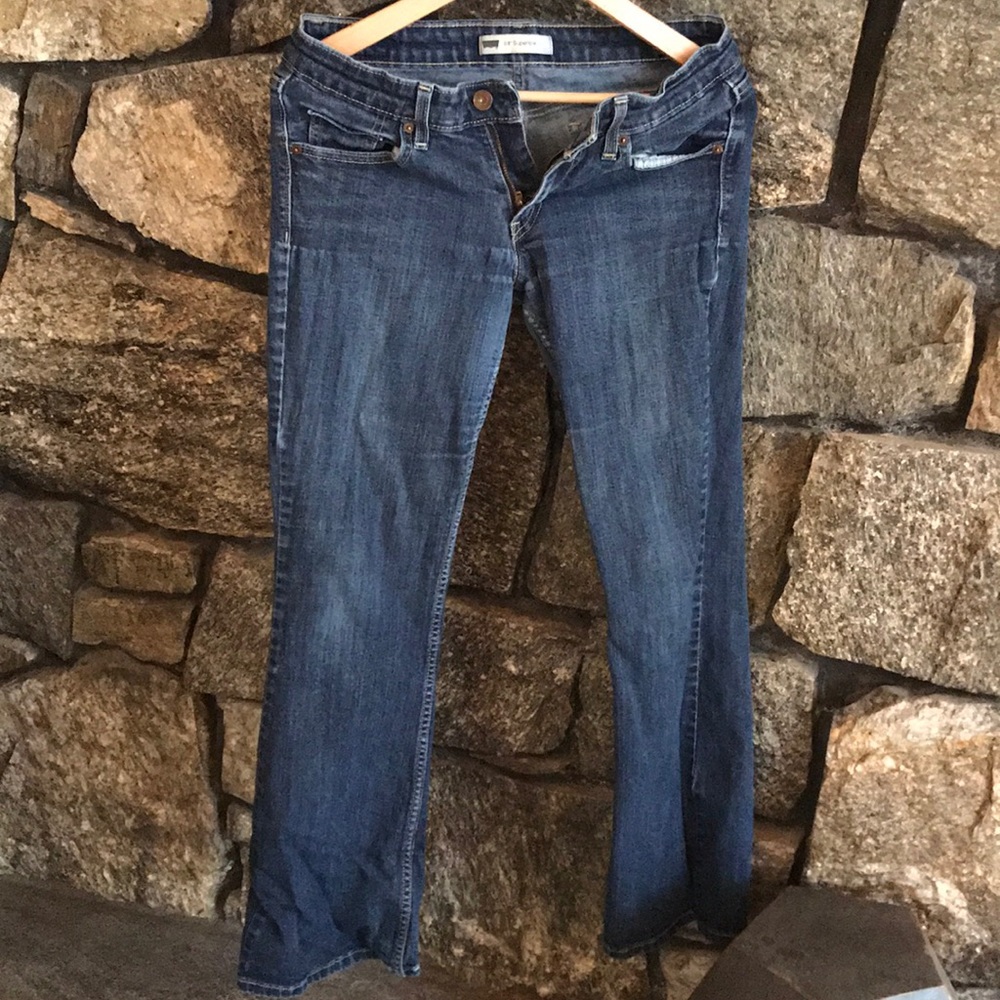 Super comfy Levi jeans